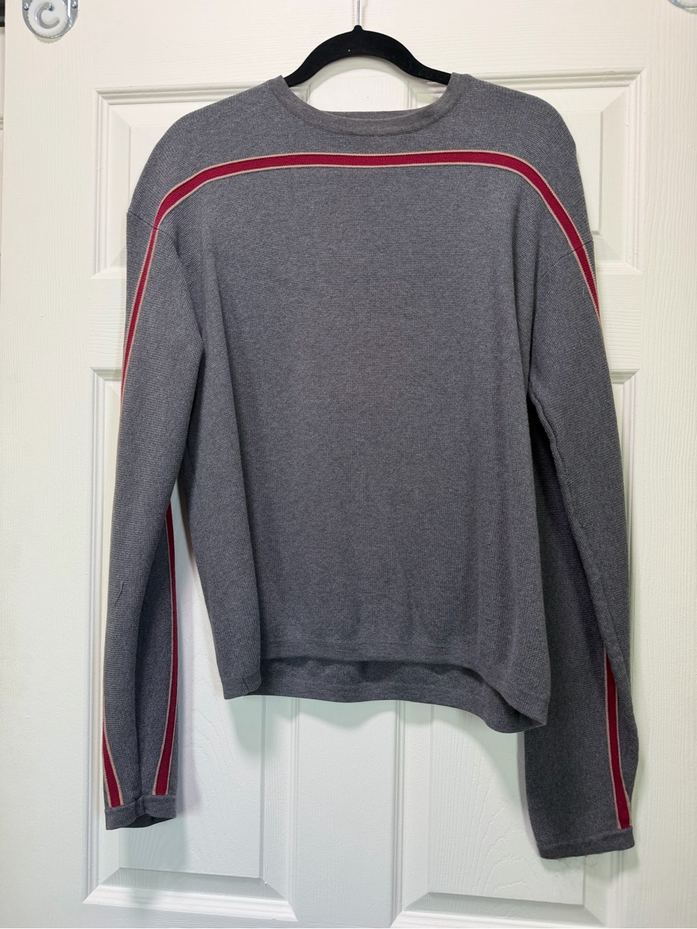 Men's Gray Crewneck Sweater with Red Accent
